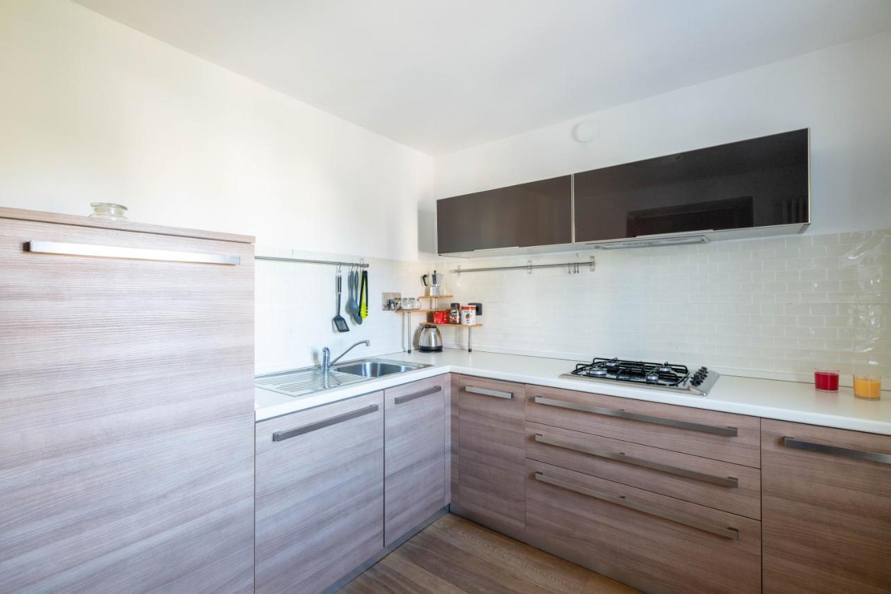 Ferienwohnung La Finestra Sulle Langhe - M3Langhe Cherasco Exterior foto