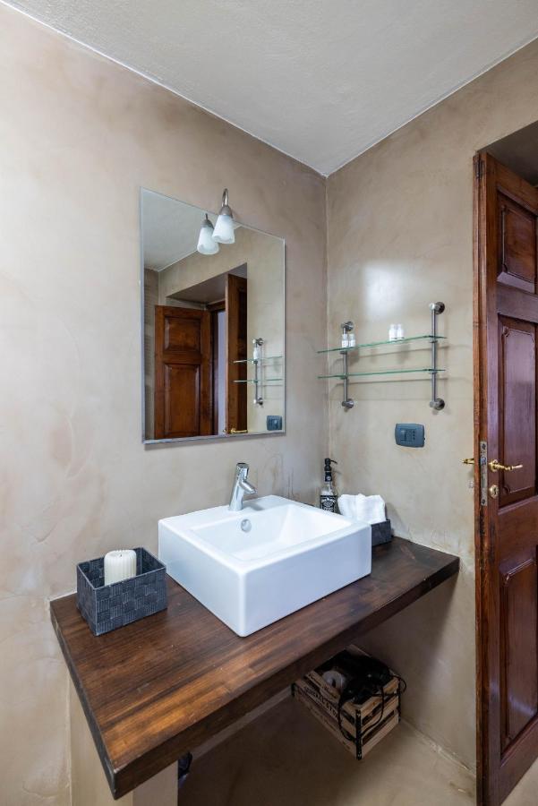 Ferienwohnung La Finestra Sulle Langhe - M3Langhe Cherasco Exterior foto