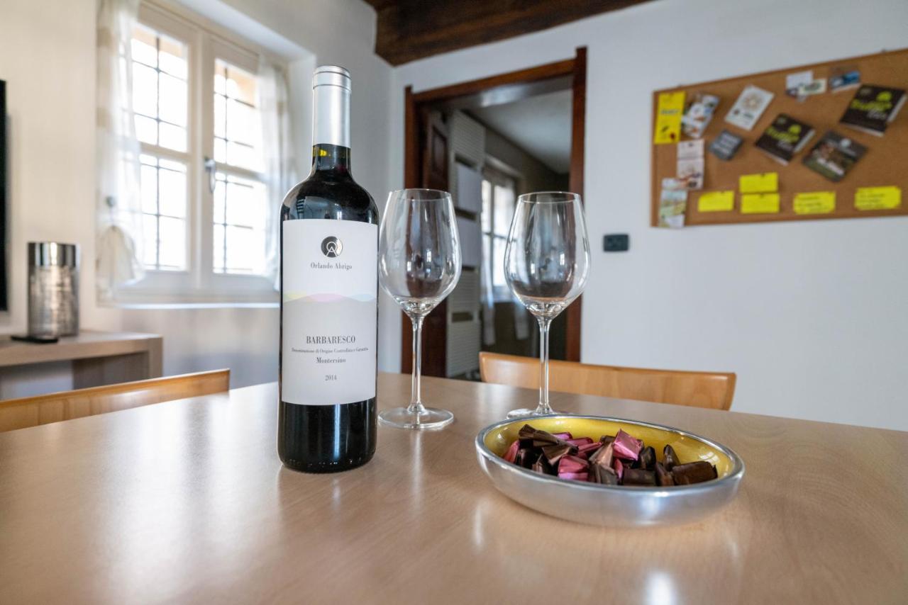 Ferienwohnung La Finestra Sulle Langhe - M3Langhe Cherasco Exterior foto