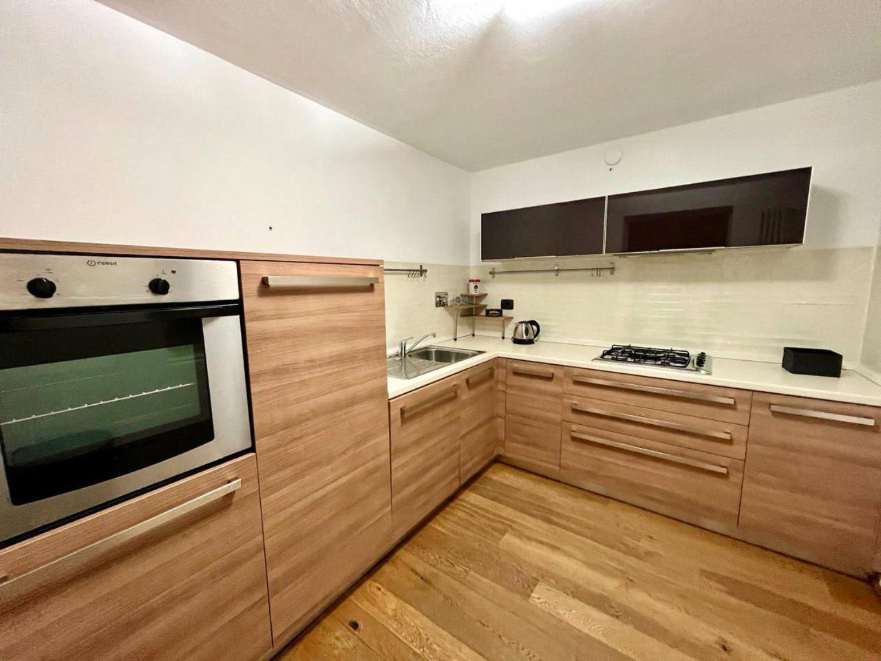 Ferienwohnung La Finestra Sulle Langhe - M3Langhe Cherasco Exterior foto