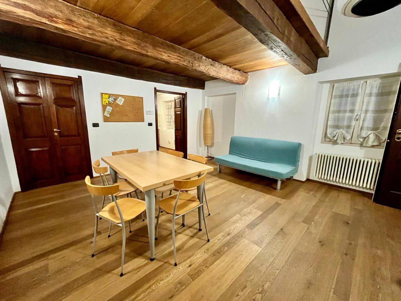 Ferienwohnung La Finestra Sulle Langhe - M3Langhe Cherasco Exterior foto